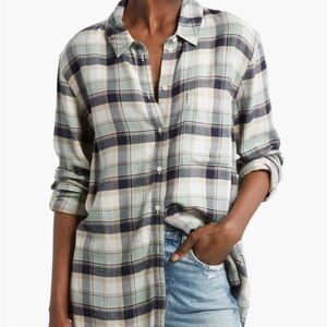 Treasure & Bond Women's Plaid Button-Down Shirt - Green, Navy, White